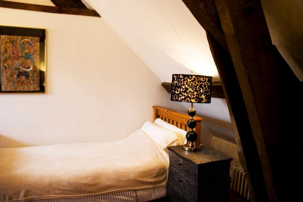 Fresne-la-Mere La Vieille Ferme B&B 객실 사진